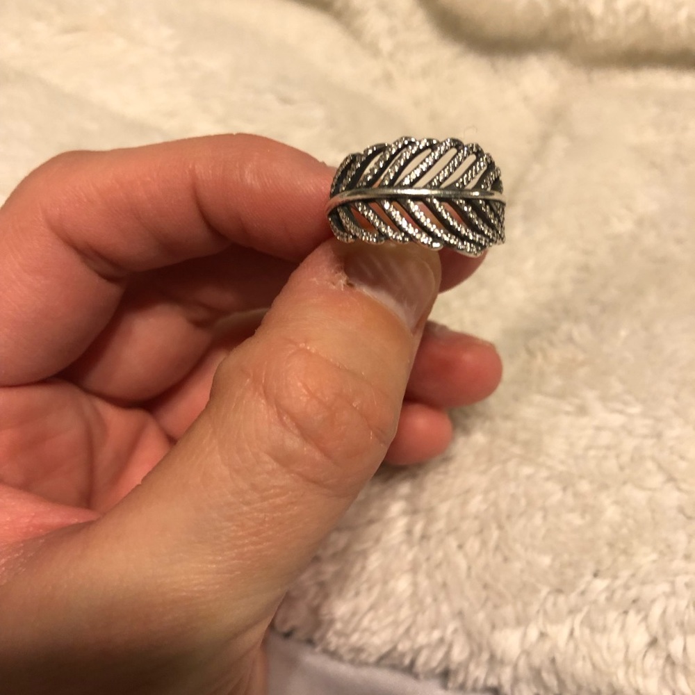 pandora ring